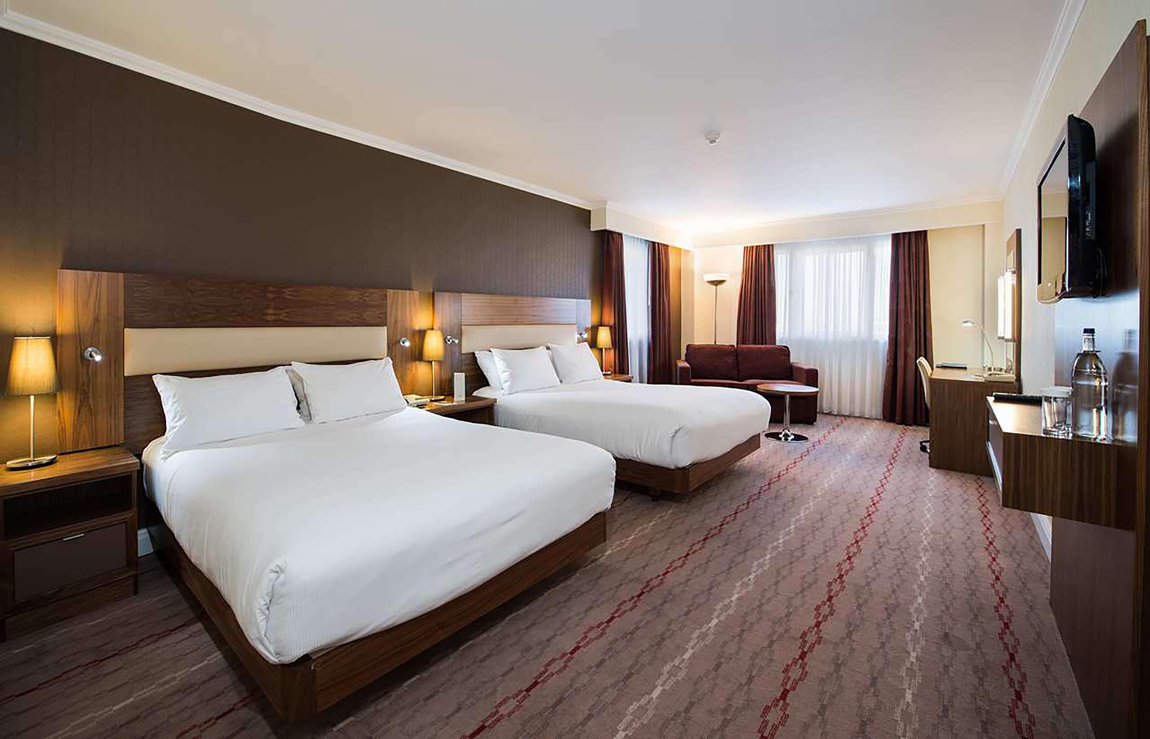 Doubletree By Hilton Bristol North Hotell Almondsbury Rum bild