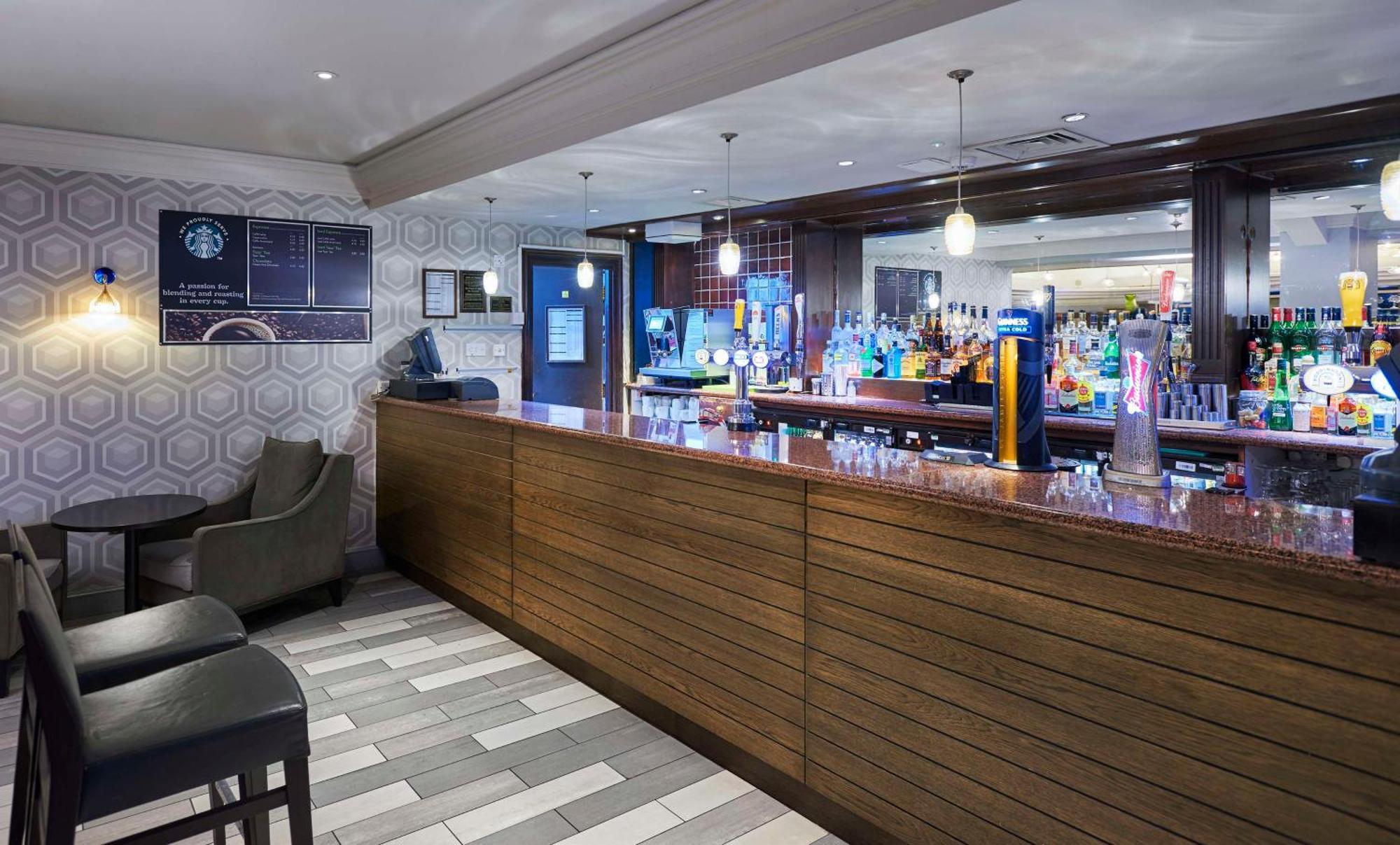 Doubletree By Hilton Bristol North Hotell Almondsbury Exteriör bild